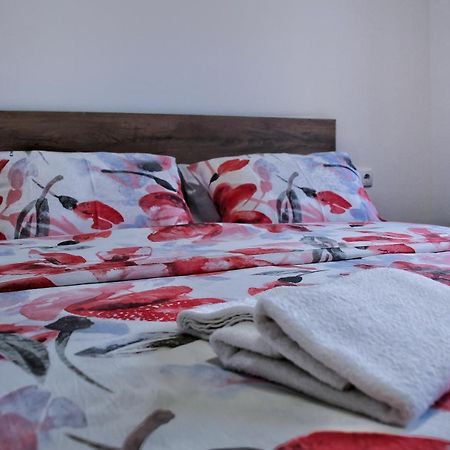 Apartman Vukovic เทรบินเย ภายนอก รูปภาพ