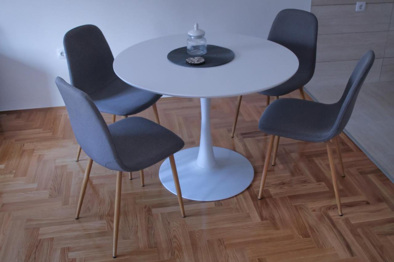Apartman Vukovic เทรบินเย ภายนอก รูปภาพ
